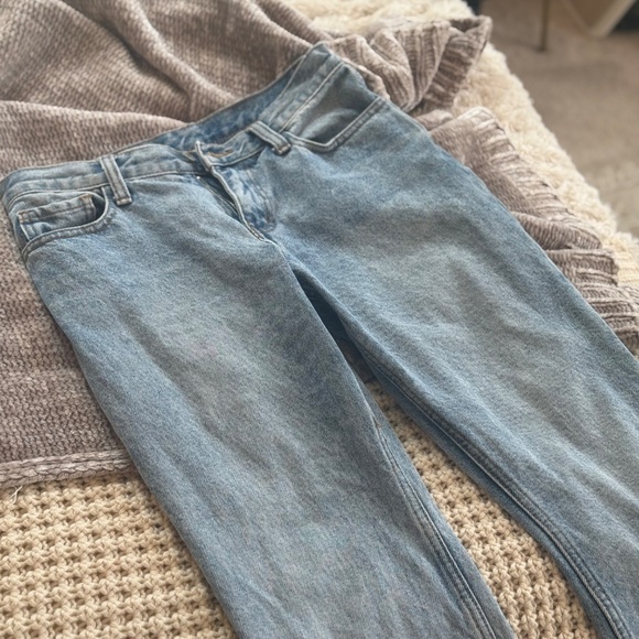 Brandy Melville John Galt Quinn Jeans - Picture 5 of 7
